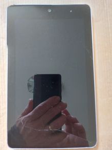 Nexus 7 inch Tablet for parts or repair, not powering on
