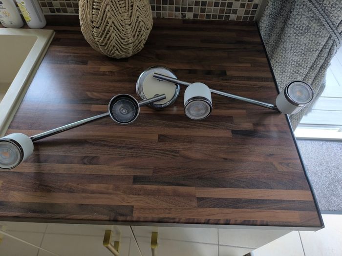 Ceiling spotlights