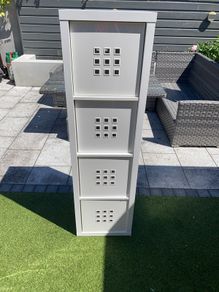 IKEA Kallax unit. 4 drawer - drawers included