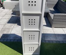 IKEA Kallax unit. 4 drawer - drawers included