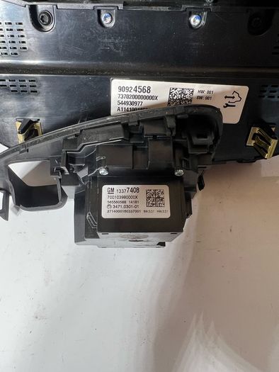 2015 Vauxhall Insignia Multimedia Control Panel With Display Screen 90924576 A1l2b49s