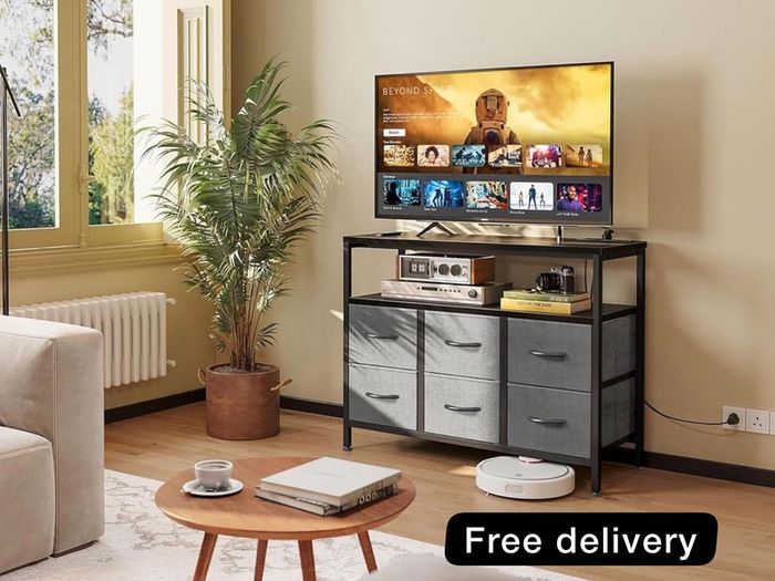 Chest of Drawers Bedroom with 6 Drawers, Fabric Storage Drawers with 2 USB and 2 Sockets