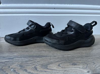 Nike Black Kids Sports Trainers