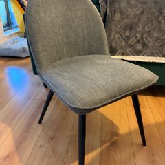 dinnig chairs