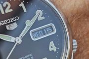 Watch Seiko 5 Automatic.