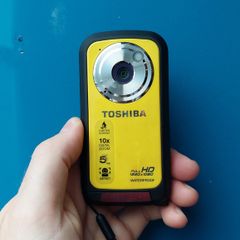 Toshiba BW10 Waterproof Video Camera Camcorder
