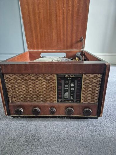 Pilot Radio