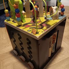 Zany Zoo Activity Cube