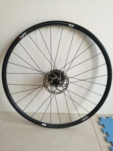 Genesis sr220 Disc Road Wheel Set