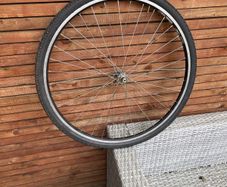 Front quick release wheel 700
