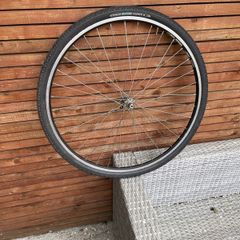 Front quick release wheel 700