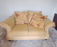 Sofa Set X 2