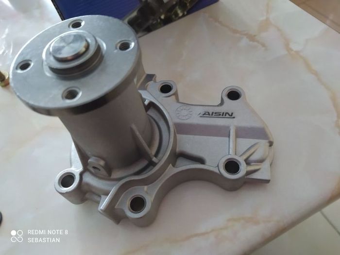 Mitsubishi 1.3 4g13 water pump (New)