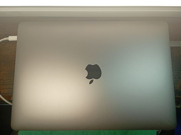MacBook Pro 13" 2016 Touch Bar-i7 3.3GHz/16GB/ 256GB SSD