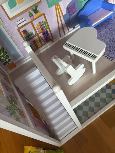 doll house