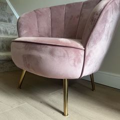 Pink velvet chair