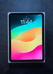 Apple iPad 10th Generation 10.9 Silver 64 GB