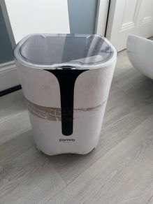 cat feed machine