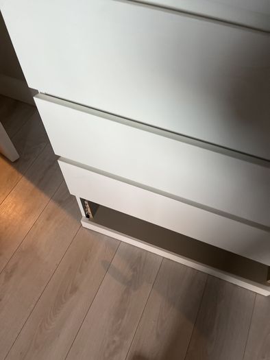 FREE malm set of drawers