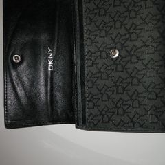 DKNY Ladies Wallet