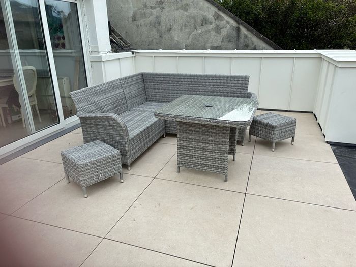Garden L shaped suite