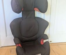 Maxi-Cosi high back booster seat