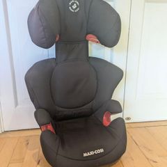 Maxi-Cosi high back booster seat