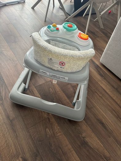 baby walker