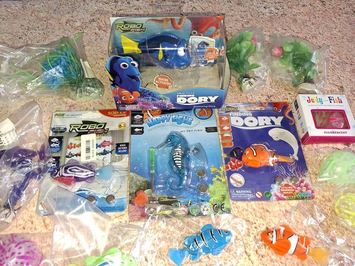 Finding Dory bundle - Robo Fishes Jellyfishes Robo Seahorse Aqua Plants RF102