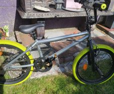 Boys Bike BMX
