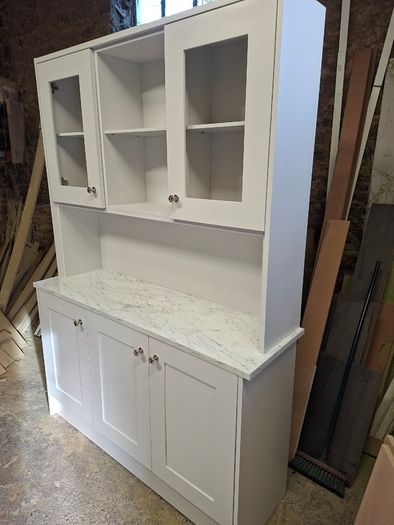 Kitchen dresser