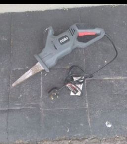 Electric multi purpose saw