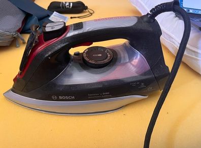 Bosch DI90 MotorSteam AntiShine Iron
