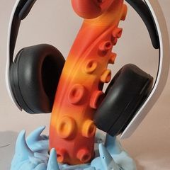 Playstation, Xbox, PC "Kraken" headset stand