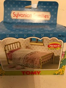 Vintage Sylvanian Families Die-Cast Brass Bed