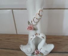 Beautiful Swans Porcelain Vase