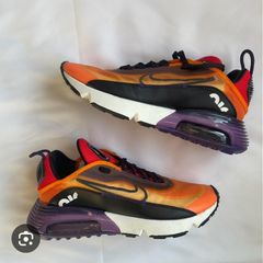 nike AirMax 2090
