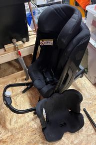 Axkid One Car Seat