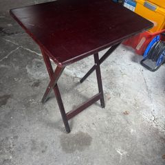 Folding wooden side table, mahogany finish