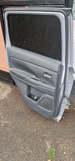 Mitsubishi Outlander parts