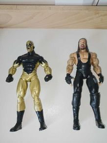 WWE Action Figures Bundle  Goldust & The Undertaker