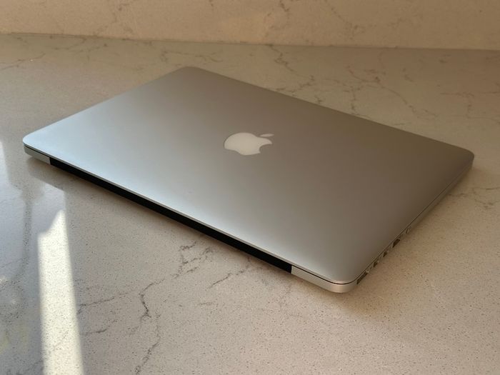 Macbook Pro Retina 2015 (512GB, 8GB, 2.7 GHz i5)