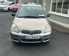 2005 Toyota Yaris 1.0 clean car new test