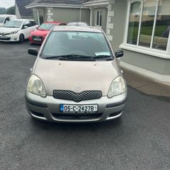 2005 Toyota Yaris 1.0 clean car new test