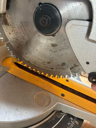 Dewalt Saw