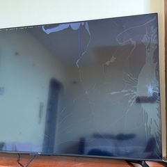 65" TCL 4k 20025. scrren broken