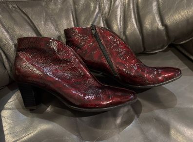 Ara - V-cut Heeled Ankle Burgundy