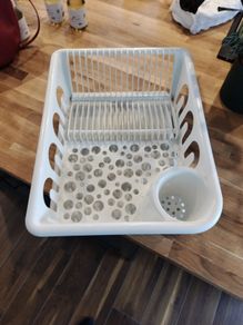 Dish rack