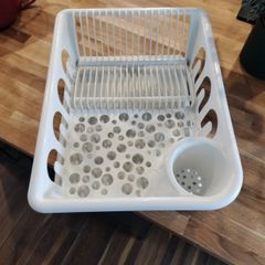 Dish rack