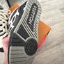 LV sneakers Image 6